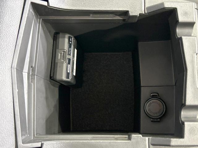 フォレスター Ｘ－エディション　禁煙　ＤＩＡＴＯＮＥナビ　電動リアゲート　スマートビューミラー　ブラインドスポットモニター　アイドリングストップ　ＥＴＣ　パワーシート　ルーフレール　シートヒーター　ステアリングヒーター　パドルシフト（41枚目）