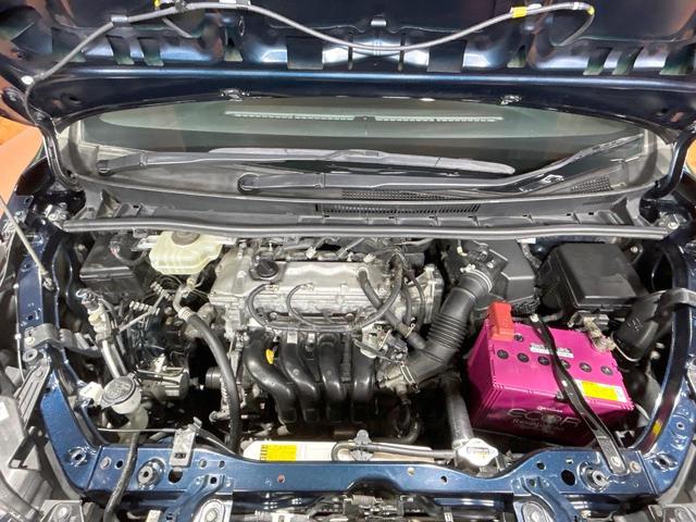 ヴォクシー ＺＳ　禁煙　後席モニター　純正９型ナビ　バックカメラ　両側電動ドア　ＥＴＣ　アイドリングストップ　ＬＥＤヘッドライト　純正１６インチアルミ　コーナーセンサー　フルセグ　Ｂｌｕｅｔｏｏｔｈ（19枚目）