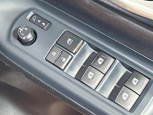 ヴォクシー ＺＳ　禁煙　後席モニター　純正９型ナビ　バックカメラ　両側電動ドア　ＥＴＣ　アイドリングストップ　ＬＥＤヘッドライト　純正１６インチアルミ　コーナーセンサー　フルセグ　Ｂｌｕｅｔｏｏｔｈ（22枚目）
