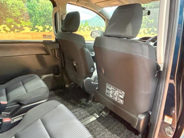 ヴォクシー ＺＳ　禁煙　後席モニター　純正９型ナビ　バックカメラ　両側電動ドア　ＥＴＣ　アイドリングストップ　ＬＥＤヘッドライト　純正１６インチアルミ　コーナーセンサー　フルセグ　Ｂｌｕｅｔｏｏｔｈ（53枚目）