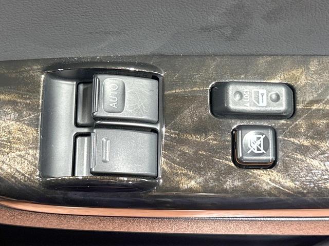 ハイエースバン スーパーGL ダークプライムII 禁煙車 TRDフロントスポイラー 両側電動ドア 全周囲カメラ 純正SDナビ デジタルインナーミラー クリアランスソナー LEDヘッドライト 100V電源 セーフティセンス オートエアコン ETC(36枚目)