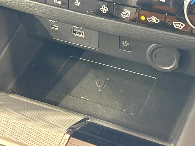 アウトランダーＰＨＥＶ Ｐ　禁煙車　純正９インチナビ　ＢＯＳＥサウンド　全周囲カメラ　電動リアゲート　全席シートヒーター　ヘッドアップディスプレイ　ワイヤレスチャージャー　コーナーセンサー　レーダークルーズ　車線逸脱警報（37枚目）