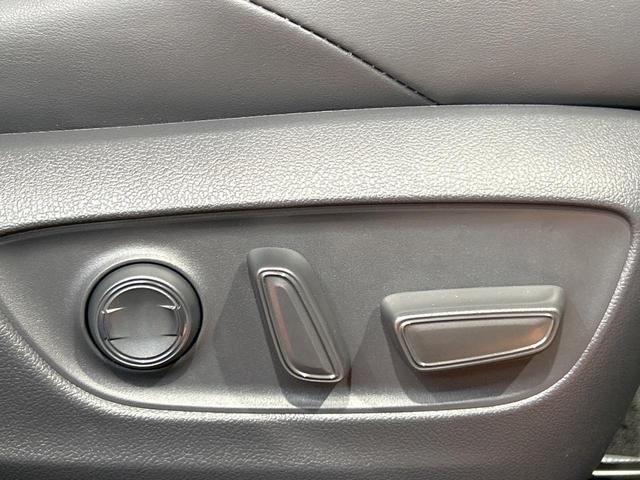 ＲＡＶ４ ハイブリッドアドベンチャー　オフロードパッケージＩＩ　禁煙車　全周囲カメラ　１０型ディスプレイオーディオ　ブラインドスポットモニター　レーダークルーズ　オートハイビーム　ルーフレール　シートベンチレーション　電動リアゲート　ＥＴＣ　ＬＥＤヘッド＆フォグ（25枚目）