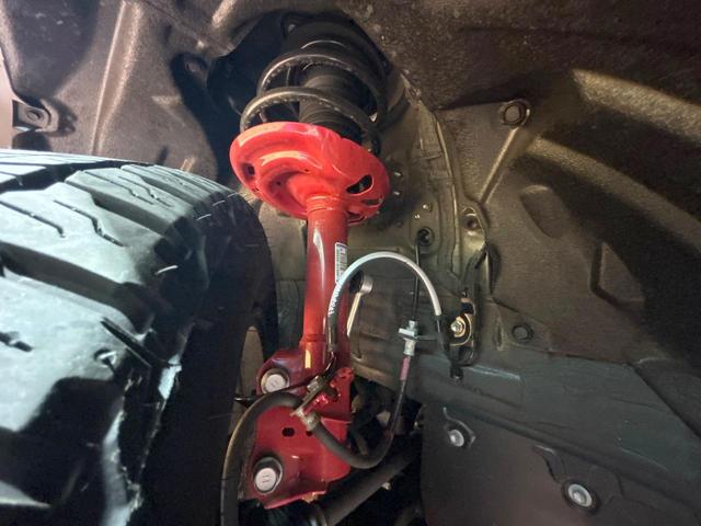 ＲＡＶ４ ハイブリッドアドベンチャー　オフロードパッケージＩＩ　禁煙車　全周囲カメラ　１０型ディスプレイオーディオ　ブラインドスポットモニター　レーダークルーズ　オートハイビーム　ルーフレール　シートベンチレーション　電動リアゲート　ＥＴＣ　ＬＥＤヘッド＆フォグ（44枚目）