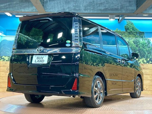 ヴォクシー ZS 煌II 禁煙車 後席モニター 10型ナビ 両側電動ドア バックカメラ クルコン オートハイビーム LEDヘッド&フォグ フルセグ bluetooth接続 リアオートエアコン ETC 純正16AW(17枚目)