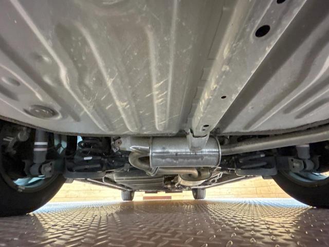 ヴォクシー ZS 煌II 禁煙車 後席モニター 10型ナビ 両側電動ドア バックカメラ クルコン オートハイビーム LEDヘッド&フォグ フルセグ bluetooth接続 リアオートエアコン ETC 純正16AW(19枚目)