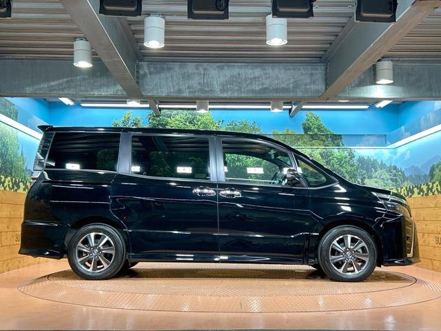 ヴォクシー ZS 煌II 禁煙車 後席モニター 10型ナビ 両側電動ドア バックカメラ クルコン オートハイビーム LEDヘッド&フォグ フルセグ bluetooth接続 リアオートエアコン ETC 純正16AW(49枚目)