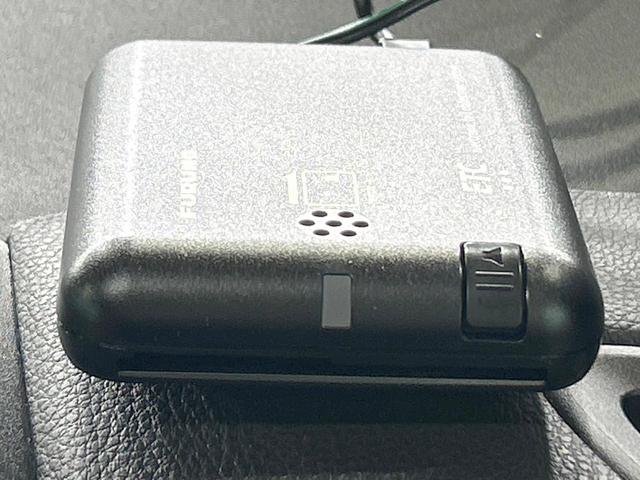 ヤリスクロス X 禁煙 SDナビ バックカメラ レーダークルーズコントロール ETC コーナーセンサー 16インチスチールホイール オートマチックハイビーム(6枚目)