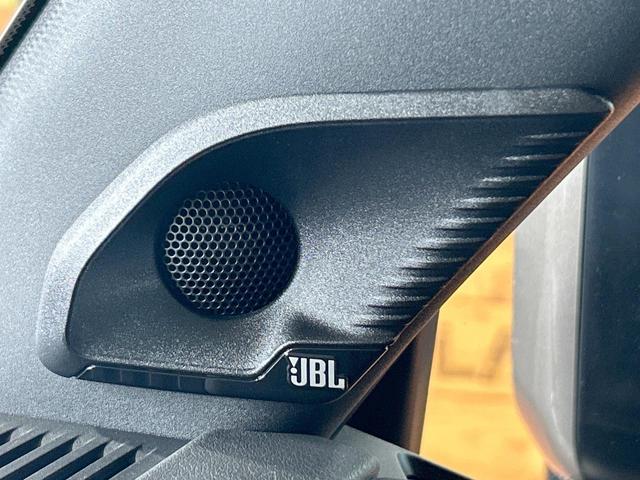 ランドクルーザー250 VX 禁煙車 サンルーフ JBLサウンド 全周囲カメラ 丸目ヘッドライト 12型ナビ トヨタチームメイト クリアランスソナー レーンアシスト デジタルインナーミラー ルーフレール ETC2.0(4枚目)