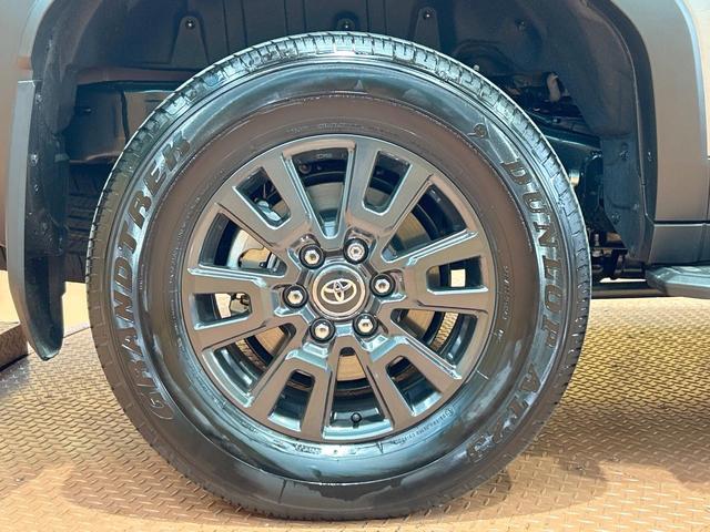 ランドクルーザー250 VX 禁煙車 サンルーフ JBLサウンド 全周囲カメラ 丸目ヘッドライト 12型ナビ トヨタチームメイト クリアランスソナー レーンアシスト デジタルインナーミラー ルーフレール ETC2.0(52枚目)