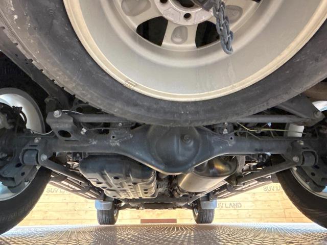 ランドクルーザープラド ＴＸ　禁煙車　サンルーフ　ルーフレール　ＳＤナビ　トヨタセーフティセンス　レーダークルーズ　ＬＥＤヘッドライト　クリアランスソナー　ウッドコンビステアリング　ＥＴＣ　オートエアコン　Ｂｌｕｅｔｏｏｔｈ再生（20枚目）