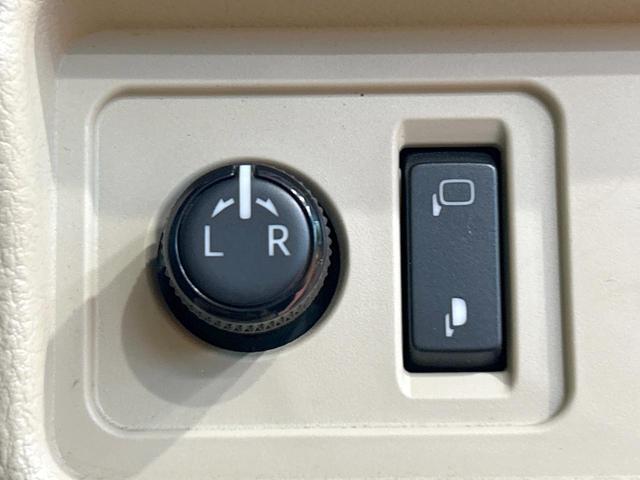 ランドクルーザープラド ＴＸ　禁煙車　サンルーフ　ルーフレール　ＳＤナビ　トヨタセーフティセンス　レーダークルーズ　ＬＥＤヘッドライト　クリアランスソナー　ウッドコンビステアリング　ＥＴＣ　オートエアコン　Ｂｌｕｅｔｏｏｔｈ再生（30枚目）