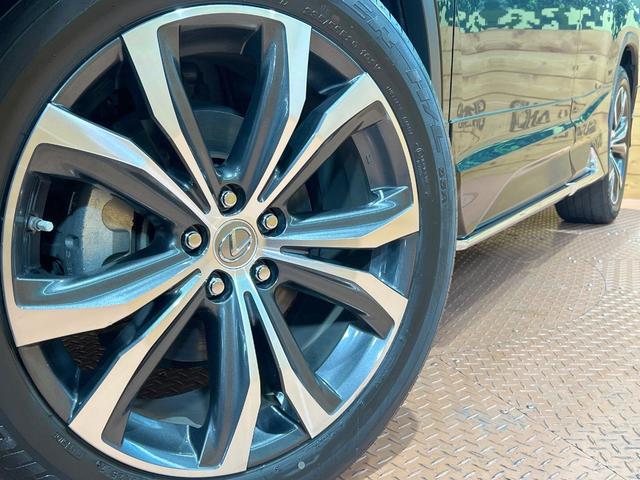 RX RX450h バージョンL 禁煙 サンルーフ マークレビンソンサウンド モデリスタエアロ ヘッドアップディスプレイ 全周囲カメラ ブラインドスポットモニター シートベンチレーション ステアリングヒーター 電動リアゲート ETC(13枚目)