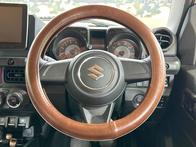 ジムニー ＸＬ　禁煙車　１１型ディスプレイオーディオ　バックカメラ　デジタルインナーミラー　スズキセーフティサポート　シートヒーター　オートエアコン　ダウンヒルアシスト　アイドリングストップ　ＥＴＣ（12枚目）
