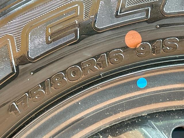 ジムニー ＸＬ　禁煙車　１１型ディスプレイオーディオ　バックカメラ　デジタルインナーミラー　スズキセーフティサポート　シートヒーター　オートエアコン　ダウンヒルアシスト　アイドリングストップ　ＥＴＣ（26枚目）