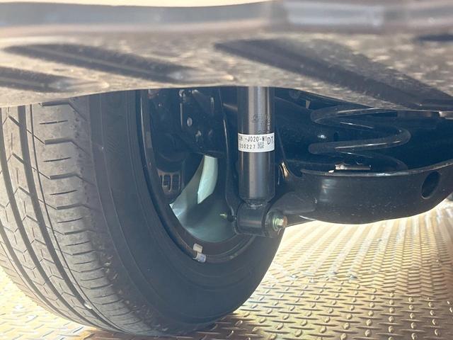 フリード ｅ：ＨＥＶエアー　ＥＸ　禁煙車　両側電動ドア　ディスプレイオーディオ　ブラインドスポットモニター　ホンダセンシング　レーダークルーズ　シートヒーター　純正１５インチＡＷ　ツートンカラーシート　オートエアコン　ＥＴＣ（21枚目）