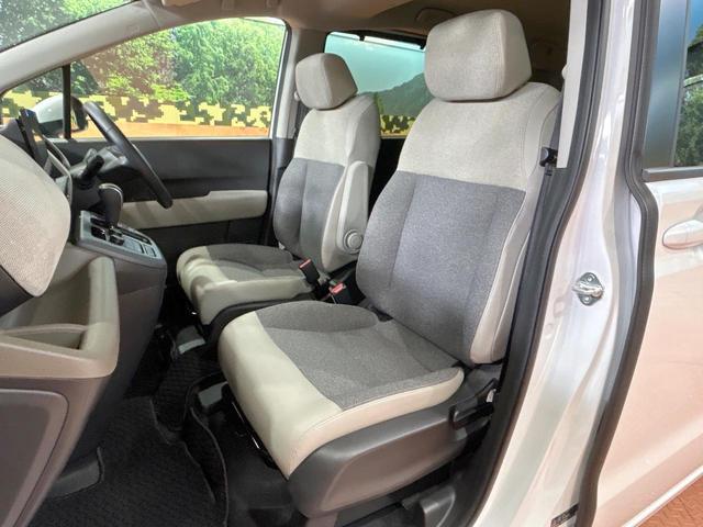 フリード ｅ：ＨＥＶエアー　ＥＸ　禁煙車　両側電動ドア　ディスプレイオーディオ　ブラインドスポットモニター　ホンダセンシング　レーダークルーズ　シートヒーター　純正１５インチＡＷ　ツートンカラーシート　オートエアコン　ＥＴＣ（27枚目）