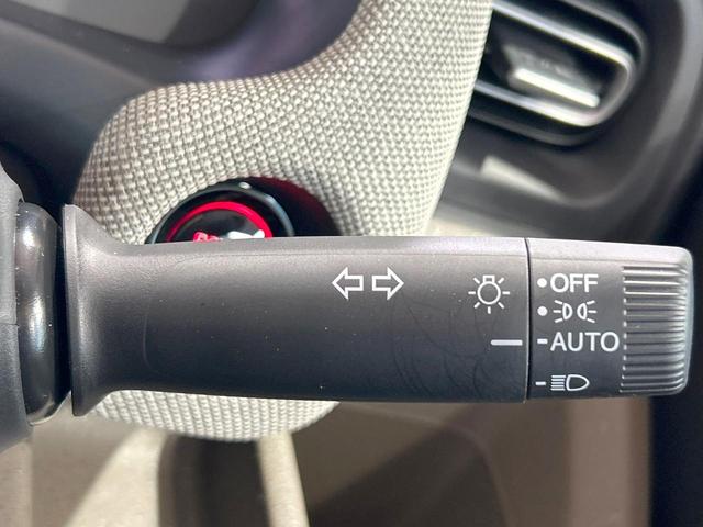 フリード ｅ：ＨＥＶエアー　ＥＸ　禁煙車　両側電動ドア　ディスプレイオーディオ　ブラインドスポットモニター　ホンダセンシング　レーダークルーズ　シートヒーター　純正１５インチＡＷ　ツートンカラーシート　オートエアコン　ＥＴＣ（34枚目）