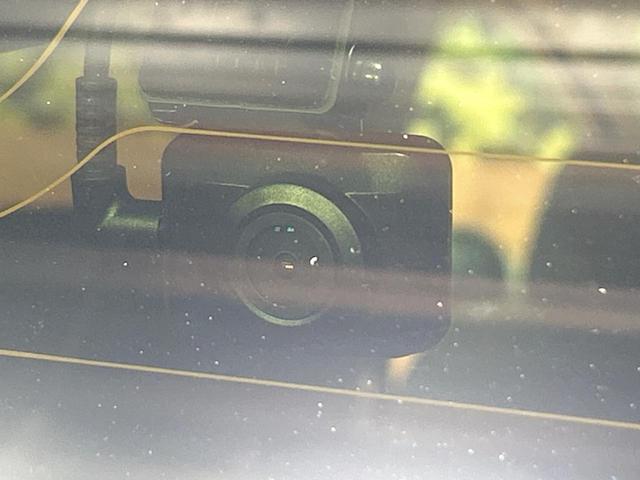 フリード ｅ：ＨＥＶエアー　ＥＸ　禁煙車　両側電動ドア　ディスプレイオーディオ　ブラインドスポットモニター　ホンダセンシング　レーダークルーズ　シートヒーター　純正１５インチＡＷ　ツートンカラーシート　オートエアコン　ＥＴＣ（60枚目）