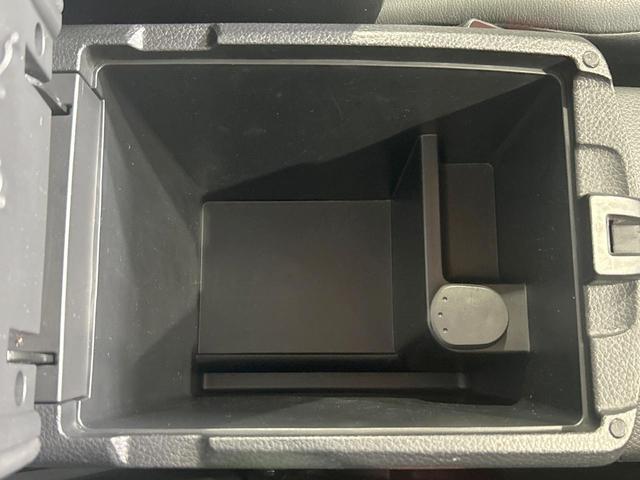 エクストレイル 20Xi 禁煙車 全周囲カメラ プロパイロット 純正SDナビ デジタルインナーミラー クリアランスソナー LEDヘッドライト 電動リアゲート 純正18インチAW ダウンヒルアシスト Bluetooth ETC(43枚目)