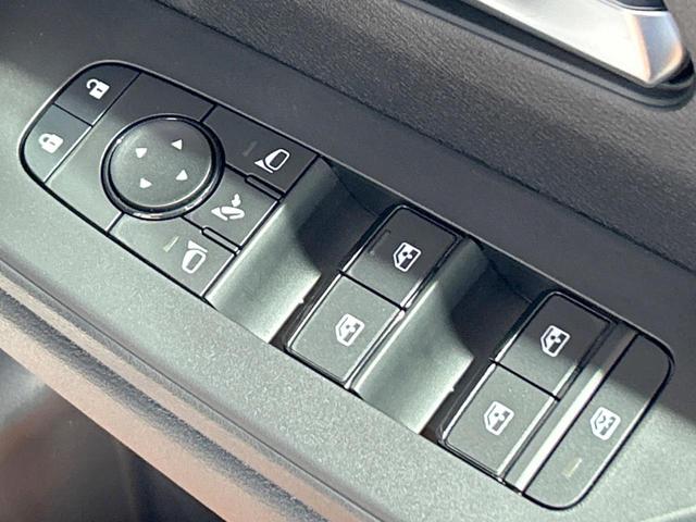 セレナ ｅ－パワー　ハイウェイスターＶ　登録済未使用車　両側電動ドア　１２型ナビ　全周囲カメラ　プロパイロット　インテリジェントミラー　ＬＥＤヘッド＆フォグ　オートハイビーム　ダブルエアコン　ＥＴＣ　フルセグ　ブラインドスポットモニター（40枚目）