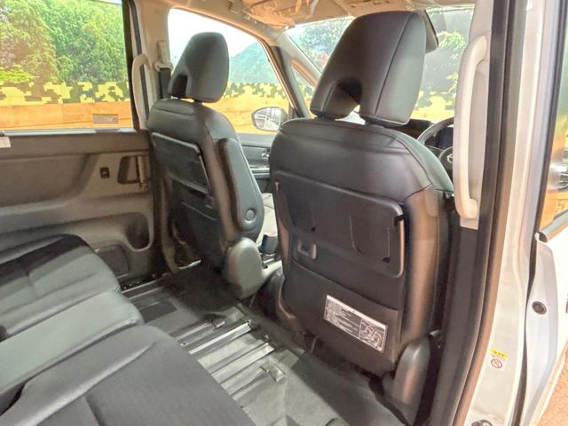 セレナ ｅ－パワー　ハイウェイスターＶ　登録済未使用車　両側電動ドア　１２型ナビ　全周囲カメラ　プロパイロット　インテリジェントミラー　ＬＥＤヘッド＆フォグ　オートハイビーム　ダブルエアコン　ＥＴＣ　フルセグ　ブラインドスポットモニター（59枚目）