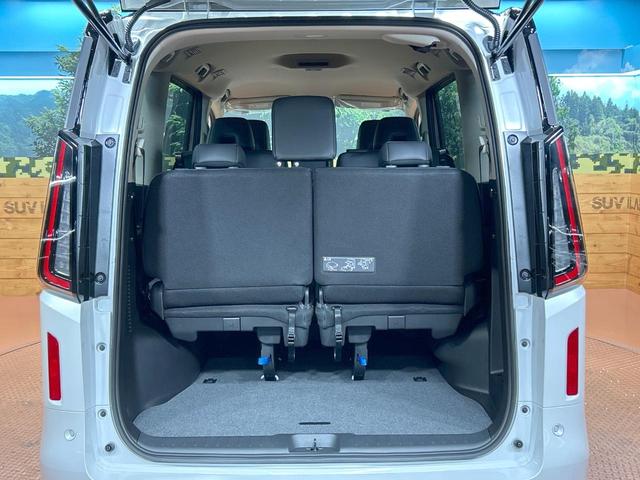 セレナ ｅ－パワー　ハイウェイスターＶ　登録済未使用車　両側電動ドア　１２型ナビ　全周囲カメラ　プロパイロット　インテリジェントミラー　ＬＥＤヘッド＆フォグ　オートハイビーム　ダブルエアコン　ＥＴＣ　フルセグ　ブラインドスポットモニター（67枚目）