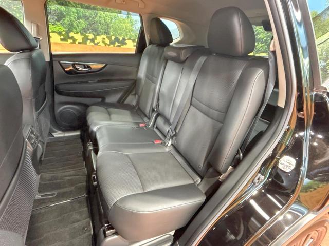 エクストレイル ２０Ｘｉ　禁煙車　全周囲カメラ　プロパイロット　純正９型ナビ　デジタルインナーミラー　電動リアゲート　シートヒーター　クリアランスソナー　ＬＥＤヘッドライト　純正１８インチＡＷ　オートエアコン　パワーシート（22枚目）