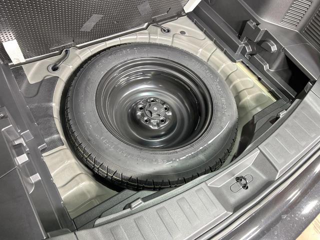 エクストレイル ２０Ｘｉ　禁煙車　全周囲カメラ　プロパイロット　純正９型ナビ　デジタルインナーミラー　電動リアゲート　シートヒーター　クリアランスソナー　ＬＥＤヘッドライト　純正１８インチＡＷ　オートエアコン　パワーシート（62枚目）