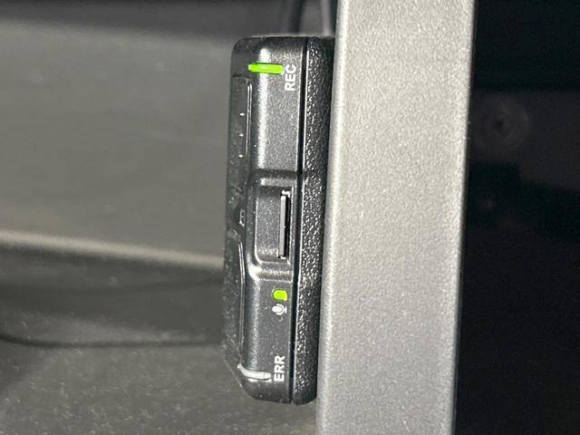 フリード クロスター・ホンダセンシング　禁煙車　両側電動ドア　純正ＳＤナビ　ホンダセンシング　クリアランスソナー　レーダークルーズ　ＬＥＤヘッドライト　バックカメラ　純正１５インチＡＷ　ウォークスルー　ＥＴＣ　オートエアコン　オートライト（45枚目）