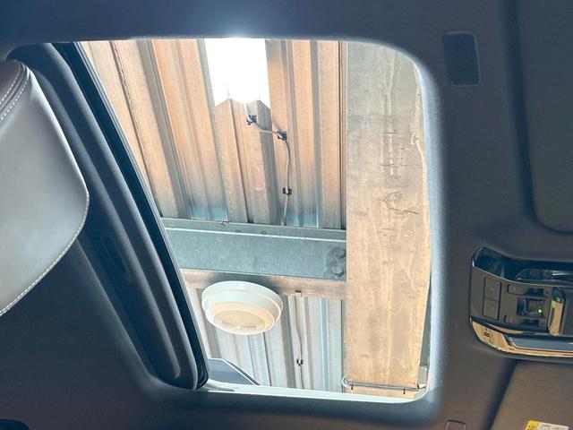 ランドクルーザー250 ZX 禁煙車 サンルーフ 全周囲カメラ JBLサウンド 12型ディスプレイオーディオ セーフティセンス ツートーン ブラインドスポットモニター ヘッドアップディスプレイ シートベンチレーション LEDヘッド(28枚目)