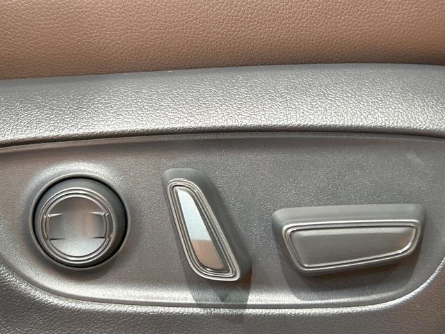 ランドクルーザー250 ZX 禁煙車 サンルーフ 全周囲カメラ JBLサウンド 12型ディスプレイオーディオ セーフティセンス ツートーン ブラインドスポットモニター ヘッドアップディスプレイ シートベンチレーション LEDヘッド(29枚目)