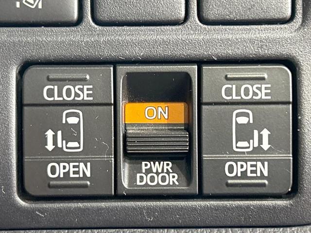 ヴォクシー ＺＳ　煌　禁煙車　後席モニター　純正１０型ナビ　両側電動ドア　トヨタセーフティセンス　クルーズコントロール　ＬＥＤヘッドライト　純正１６インチアルミホイール　オートエアコン　オートマチックハイビーム　ＥＴＣ（6枚目）