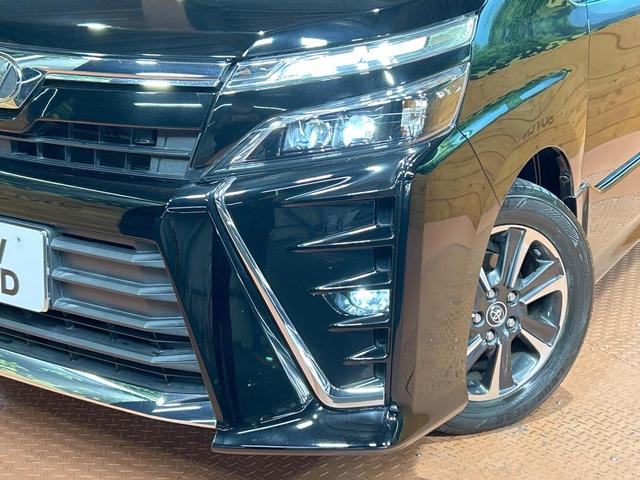 ヴォクシー ＺＳ　煌　禁煙車　後席モニター　純正１０型ナビ　両側電動ドア　トヨタセーフティセンス　クルーズコントロール　ＬＥＤヘッドライト　純正１６インチアルミホイール　オートエアコン　オートマチックハイビーム　ＥＴＣ（13枚目）