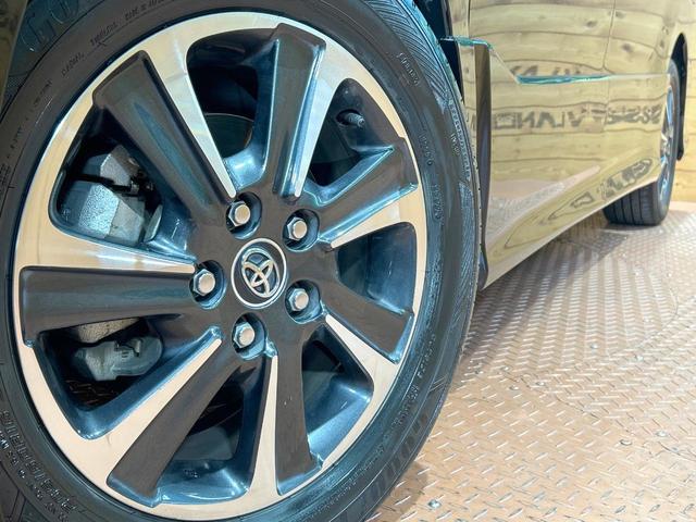 ヴォクシー ＺＳ　煌　禁煙車　後席モニター　純正１０型ナビ　両側電動ドア　トヨタセーフティセンス　クルーズコントロール　ＬＥＤヘッドライト　純正１６インチアルミホイール　オートエアコン　オートマチックハイビーム　ＥＴＣ（14枚目）