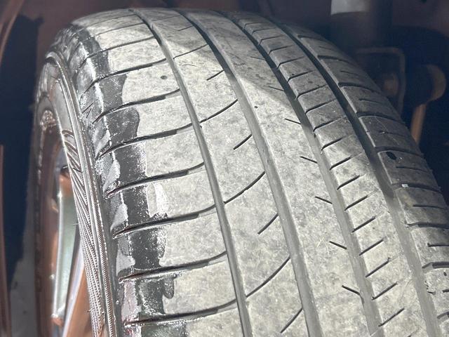 ヴォクシー ＺＳ　煌　禁煙車　後席モニター　純正１０型ナビ　両側電動ドア　トヨタセーフティセンス　クルーズコントロール　ＬＥＤヘッドライト　純正１６インチアルミホイール　オートエアコン　オートマチックハイビーム　ＥＴＣ（27枚目）