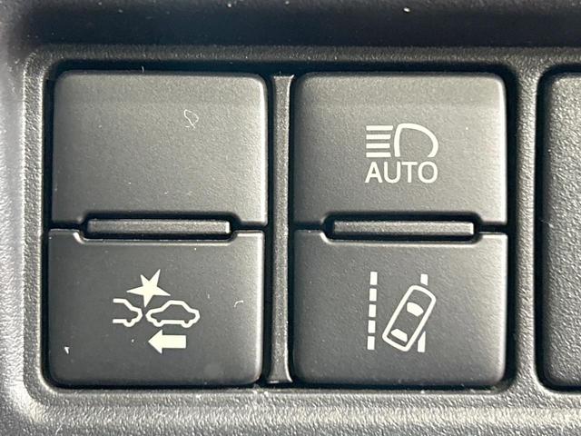 ヴォクシー ＺＳ　煌　禁煙車　後席モニター　純正１０型ナビ　両側電動ドア　トヨタセーフティセンス　クルーズコントロール　ＬＥＤヘッドライト　純正１６インチアルミホイール　オートエアコン　オートマチックハイビーム　ＥＴＣ（41枚目）