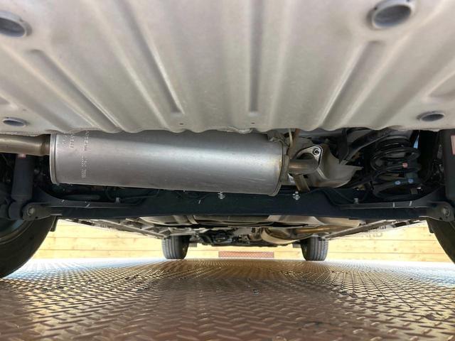 セレナ e-パワー ルキシオン 禁煙車 後席モニター 全周囲カメラ プロパイロット ワイヤレス充電 パーキングアシスト 衝突被害軽減システム 両側電動ドア ヘッドアップディスプレイ ビルトインETC 純正16インチAW 車線逸脱警報(21枚目)