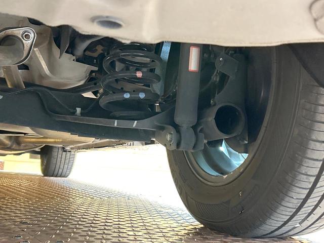 セレナ e-パワー ルキシオン 禁煙車 後席モニター 全周囲カメラ プロパイロット ワイヤレス充電 パーキングアシスト 衝突被害軽減システム 両側電動ドア ヘッドアップディスプレイ ビルトインETC 純正16インチAW 車線逸脱警報(62枚目)