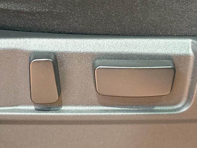 デリカD:5 P 禁煙車 後席モニター 両側電動ドア 電動サイドステップ BIGX11型ナビ 全周囲カメラ ブラインドスポットモニター 電動リアゲート レーダークルーズ LEDヘッドライト シートヒーター ETC(33枚目)