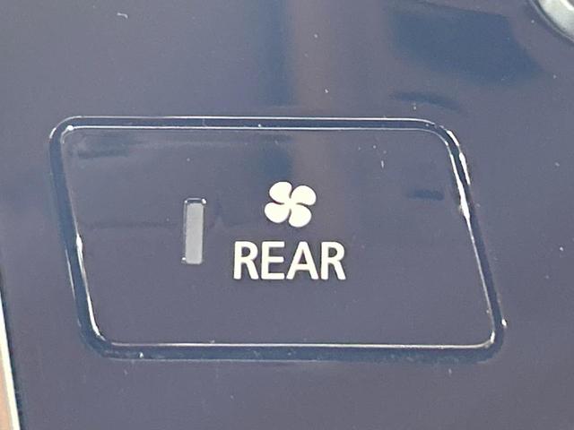 デリカD:5 P 禁煙車 後席モニター 両側電動ドア 電動サイドステップ BIGX11型ナビ 全周囲カメラ ブラインドスポットモニター 電動リアゲート レーダークルーズ LEDヘッドライト シートヒーター ETC(48枚目)