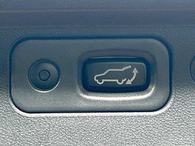 デリカD:5 P 禁煙車 後席モニター 両側電動ドア 電動サイドステップ BIGX11型ナビ 全周囲カメラ ブラインドスポットモニター 電動リアゲート レーダークルーズ LEDヘッドライト シートヒーター ETC(70枚目)