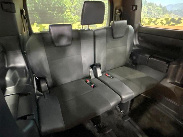 ノア Ｓｉ　ダブルバイビー　禁煙車　モデリスタエアロ　ＢＩＧＸ１１インチナビ　両側電動ドア　後席モニター　バックカメラ　衝突被害軽減　ハーフレザーシート　コーナーセンサー　ＬＥＤヘッド　ビルトインＥＴＣ　純正１６インチアルミ（10枚目）