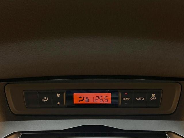 ノア Ｓｉ　ダブルバイビー　禁煙車　モデリスタエアロ　ＢＩＧＸ１１インチナビ　両側電動ドア　後席モニター　バックカメラ　衝突被害軽減　ハーフレザーシート　コーナーセンサー　ＬＥＤヘッド　ビルトインＥＴＣ　純正１６インチアルミ（29枚目）