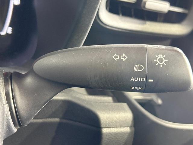 シエンタ ハイブリッドZ 禁煙 後席モニター シートヒーター 純正10.5型ナビ 純正ドラレコ 全周囲カメラ ブラインドスポットモニター オプション15インチAW DVD&CD ETC 両側電動ドア オートハイビーム(44枚目)