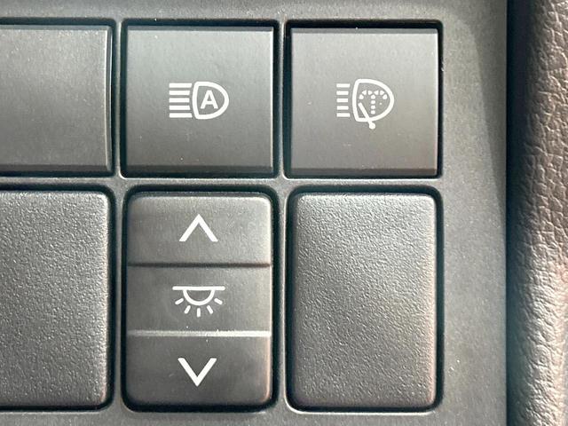 ランドクルーザープラド TX Lパッケージ 70thアニバーサリーリミテッド 禁煙車 サンルーフ 全周囲カメラ 7人乗り メーカーナビ レーダークルーズ オートハイビーム ルーフレール シートベンチレーション LEDヘッド&フォグ ETC フルセグ オートエアコン(32枚目)