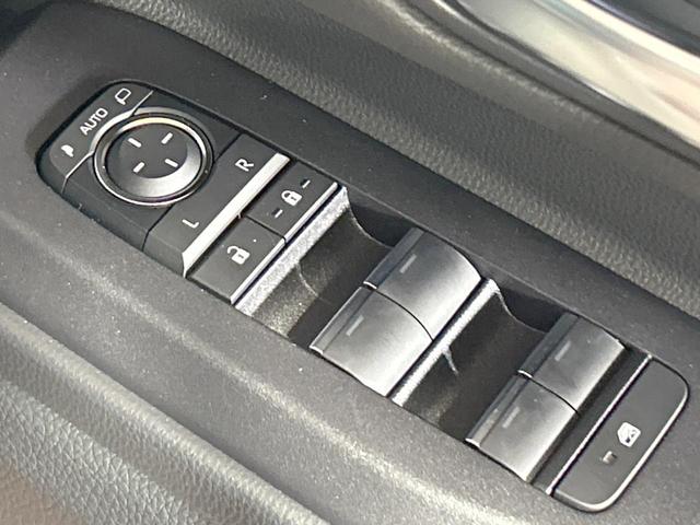 ランドクルーザー２５０ ＶＸ　禁煙車　サンルーフ　丸目ヘッドライト　トヨタチームメイト　モデリスタパッケージ　１２型ディスプレイ　全周囲カメラ　デジタルミラー　ブラインドスポット　クリアランスソナー　レーダークルーズ（39枚目）