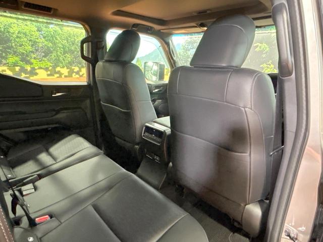 ランドクルーザー２５０ ＶＸ　禁煙車　サンルーフ　丸目ヘッドライト　トヨタチームメイト　モデリスタパッケージ　１２型ディスプレイ　全周囲カメラ　デジタルミラー　ブラインドスポット　クリアランスソナー　レーダークルーズ（61枚目）