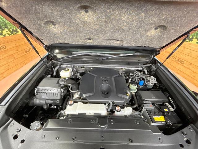 ランドクルーザープラド TX Lパッケージ 禁煙車 サンルーフ バックカメラ 黒革シート シートベンチレーション センターデフロック セーフティセンス レーダークルーズ レーンアシスト オートマチックハイビーム クリアランスソナー ETC(18枚目)