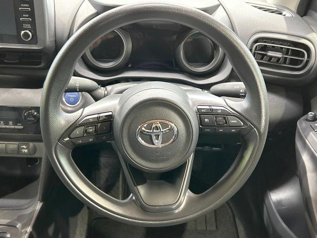 ヤリスクロス ハイブリッドX 禁煙車 8型ナビ バックカメラ セーフティセンス レーダークルーズ レーンアシスト クリアランスソナー オートマチックハイビーム LEDヘッド Bluetooth接続 オートエアコン ETC(11枚目)